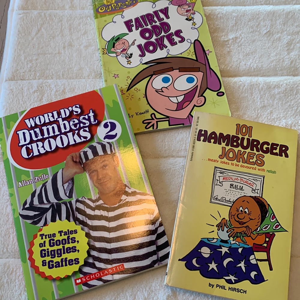 ⭐️2/$12⭐️Joke books reading level z